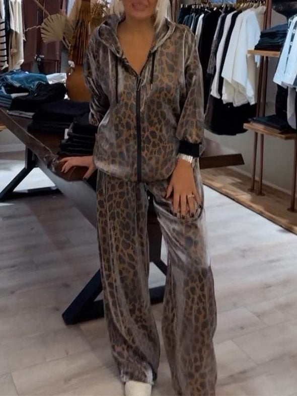 Women's Hooded Leopard Printed Two-piece Suit